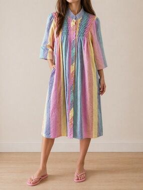 Vintage Metropolitan Seersucker House Dress M Medium Rainbow Stripe Snap Front